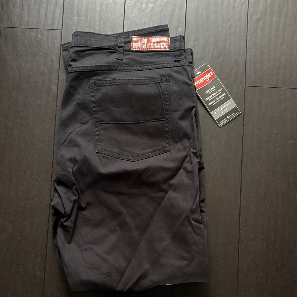 Wrangler Black Straight-Leg Jeans with Tag